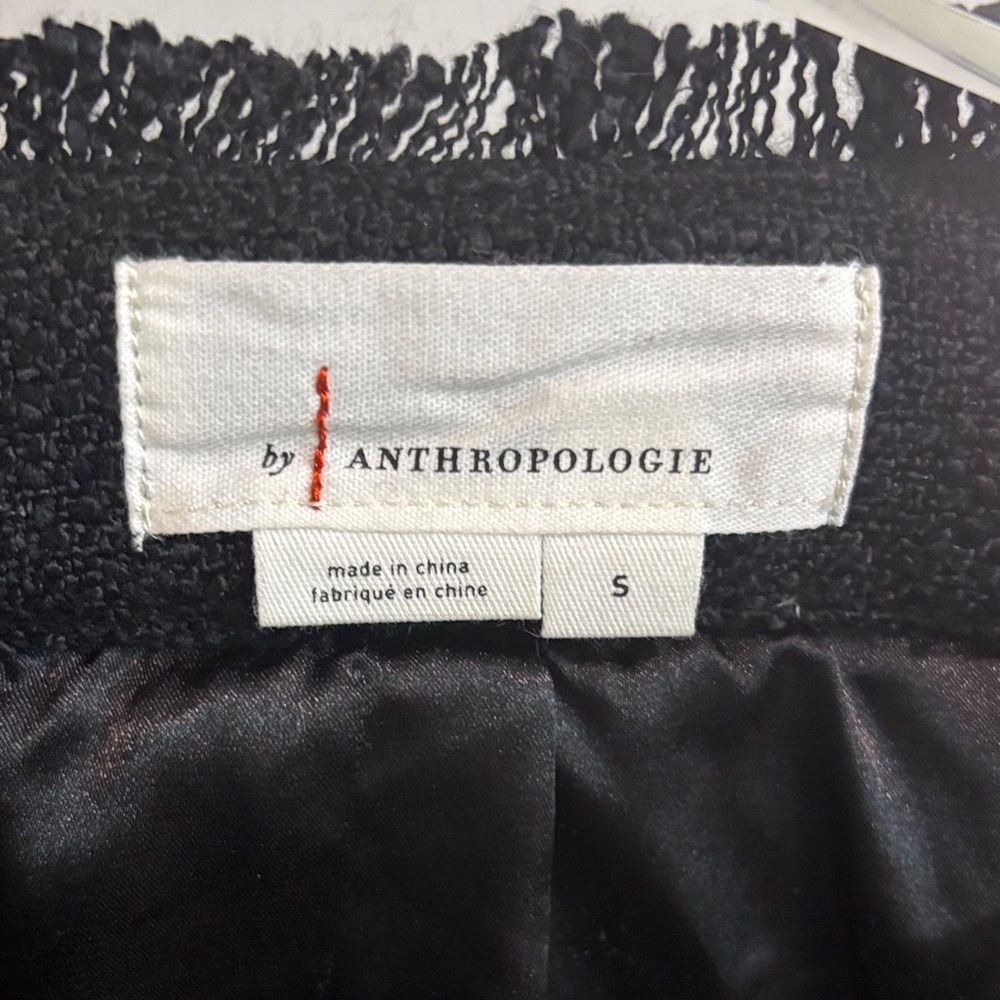 Anthropologie Sz Small..Black & Silver Sequin Cropped Gold Button Jacket - Picture 2 of 9